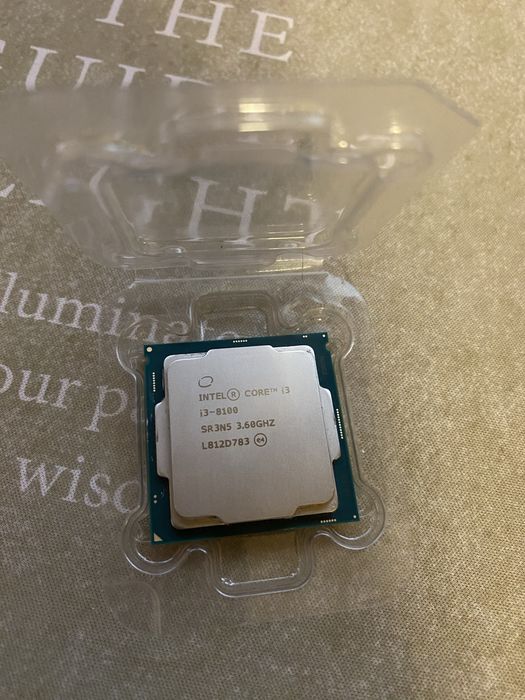Процессор i3 8100
