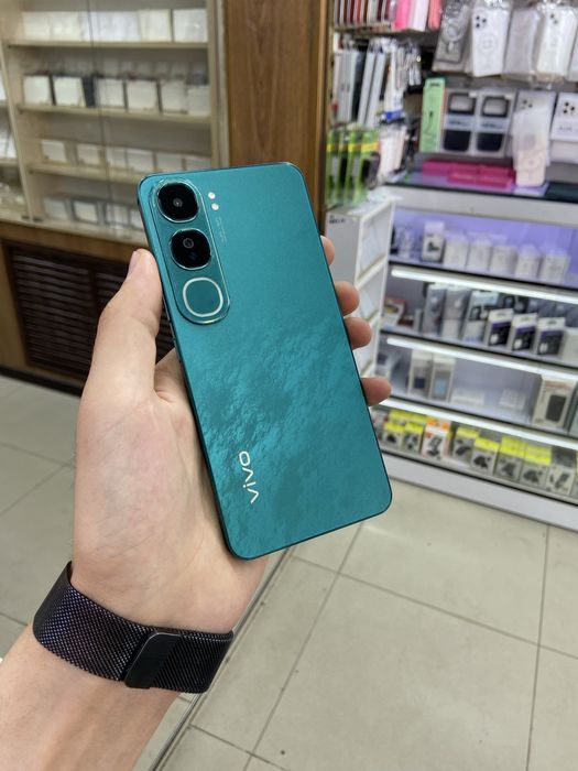 Vivo V40 Lite 8/256 ideal