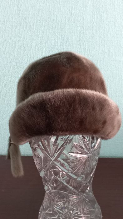 Шапка  из  нерпы      .