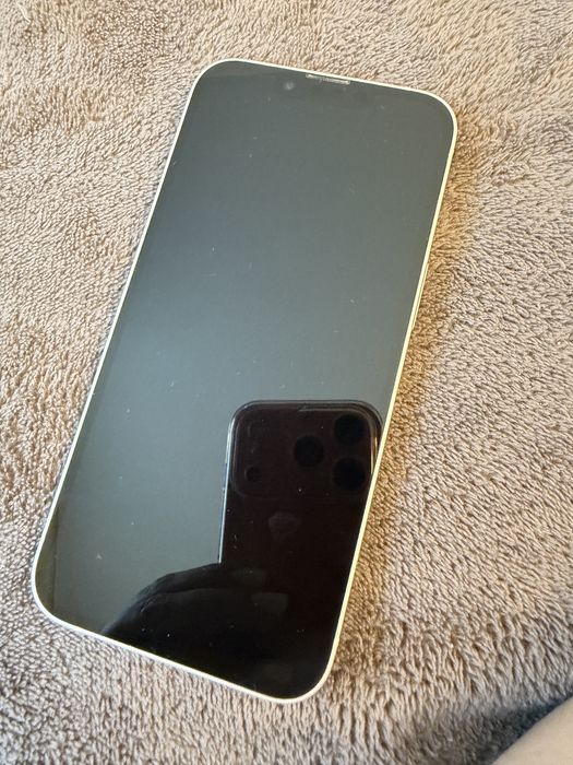 Vand iPhone14 Starlight 128gb