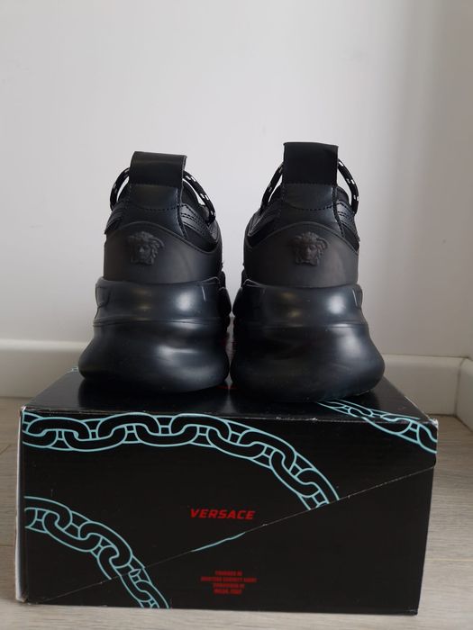 Ver.sace Chain Reaction Gold - Marimea 42 - Cadoul Ideal - Urgent