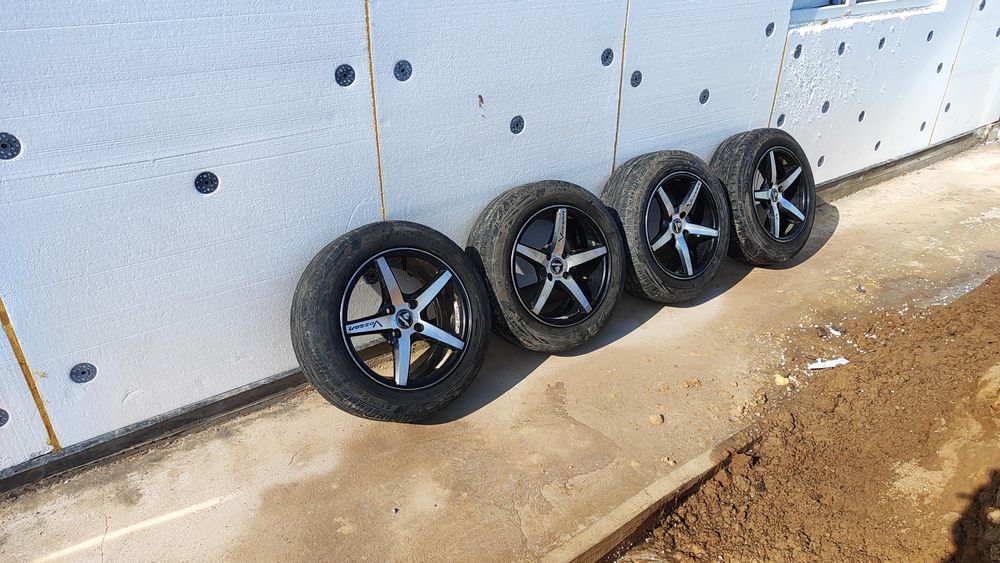 Шина летни с дисками