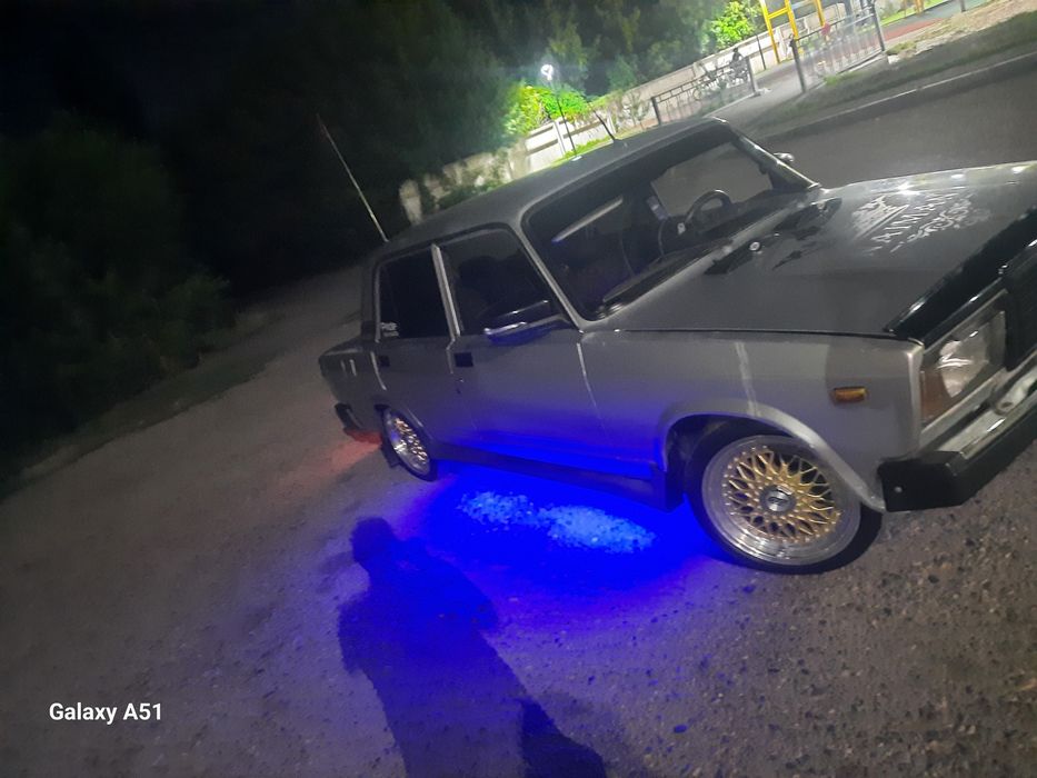 ПРОДАМ ВАЗ 2107 классика