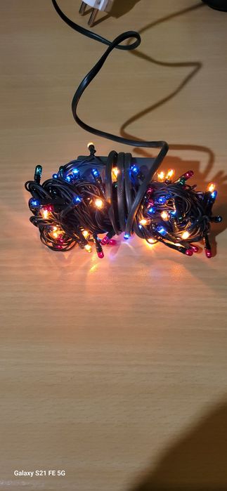 Коледни лампички