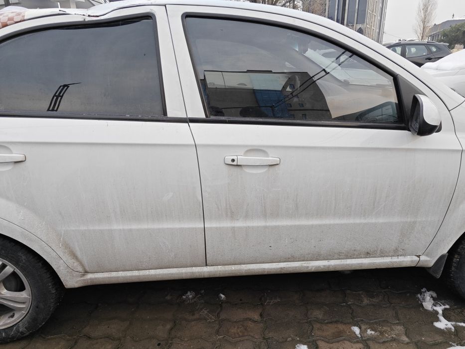 Продаётся нексия 3 в аварийном состоянии