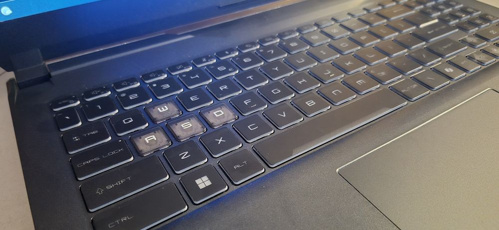 Laptop gaming MSI Cyborg i5 12450H RTX 3050 16GB DDR5