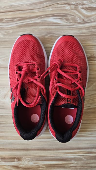 Дамски маратонки Under Armour