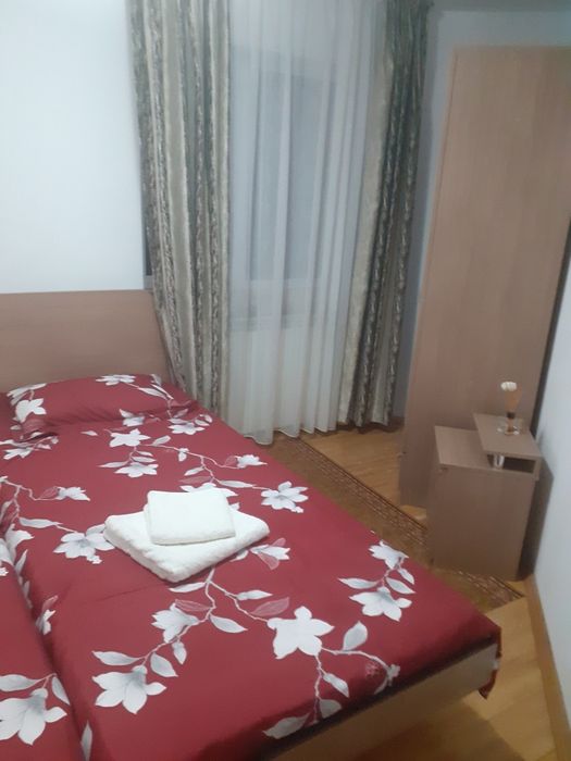 Închiriez cabana Ranca