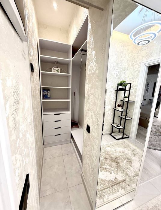 Продается 1в2 ком квартира ЦУМ 110 школа