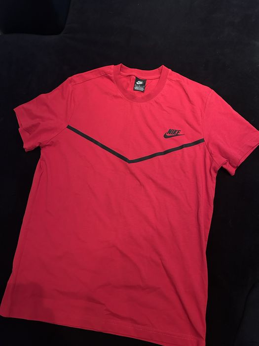 Мъжки тениски.