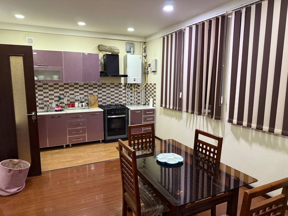 Сдаётся в долгосрочную аренду таунхаус в махалле Циалковского