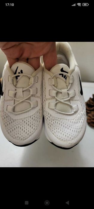 Adidasi nike air max 270 go,marimea 25