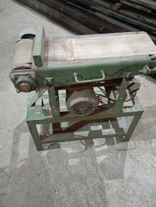 Продам шлифовальный.