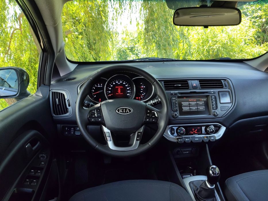 Proprietar vinde KIA Rio full