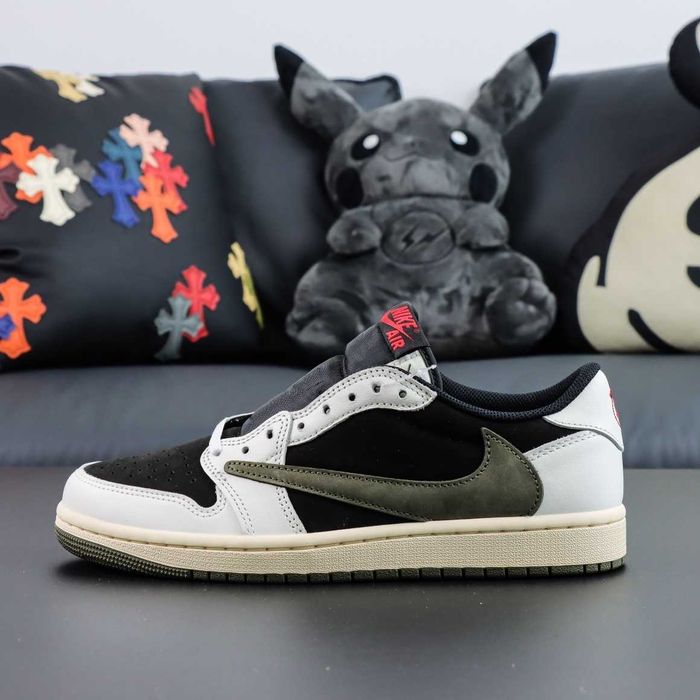 Обувки Air Jordan 1 Travis Scott Reverse Olive 41 EU