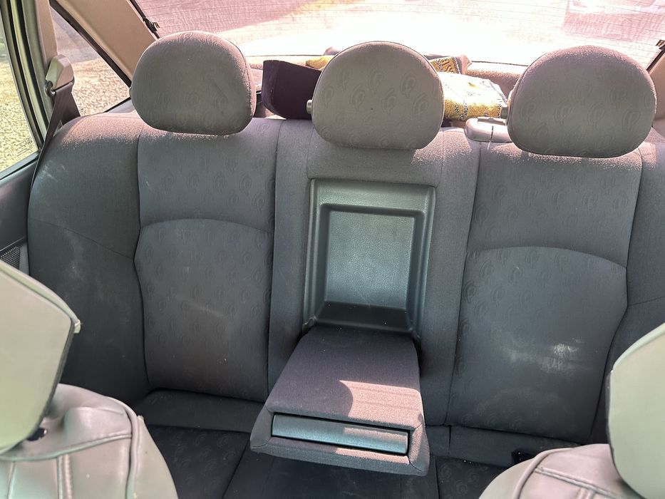 Срочно Mercedes сиденье сотилади йоки обмен на Gentra сиденье