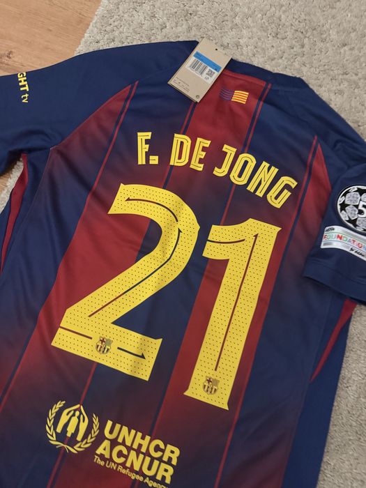 Tricou De Jong