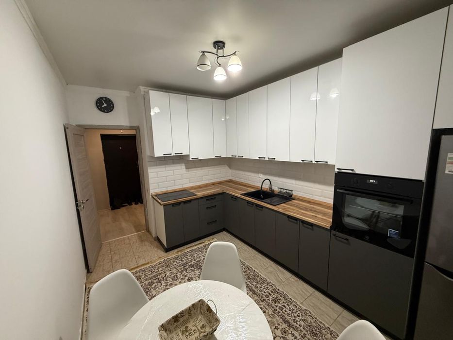 Сдаётся 2-х комн квартира