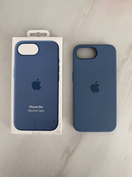 Чехол Apple iPhone 16e silicone case