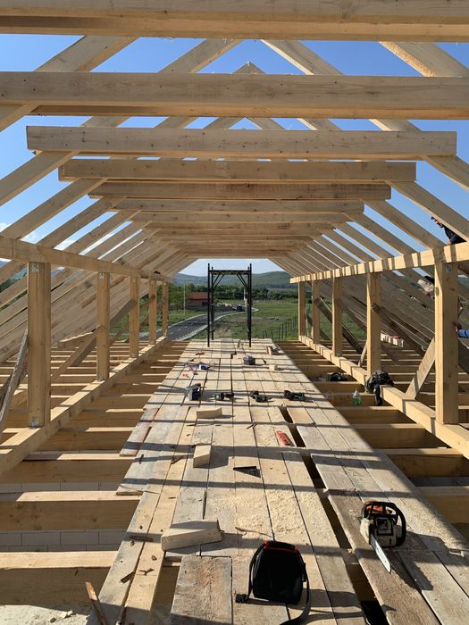 Casa la rosu + teren, ST:900 mp, NalatVad la iesire din Hateg-HD