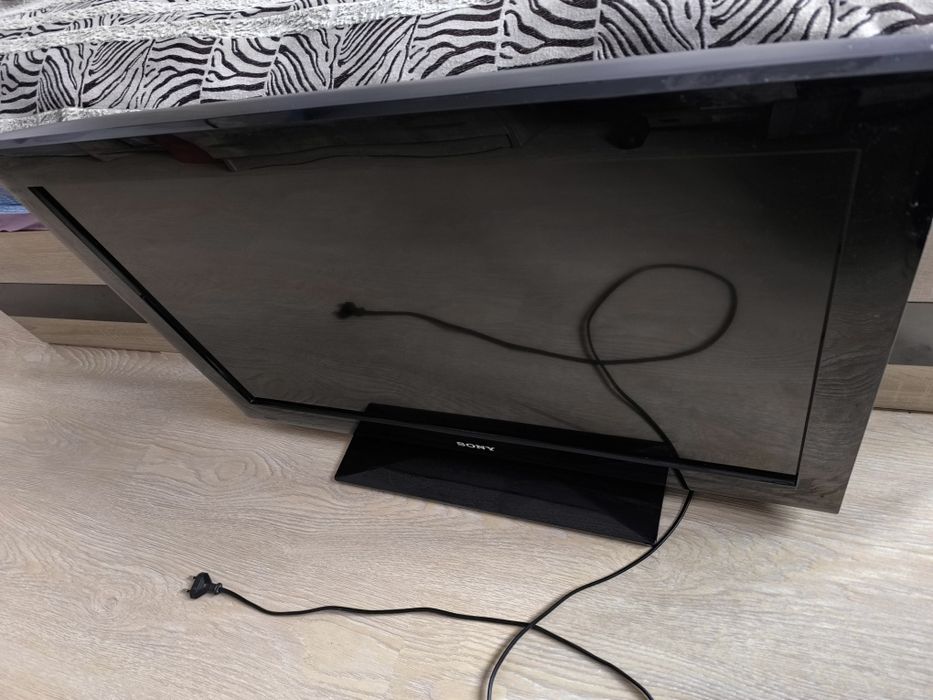 Телевизор  Sony Bravia 32 инча