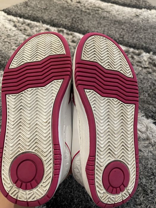 Обувки за момиче