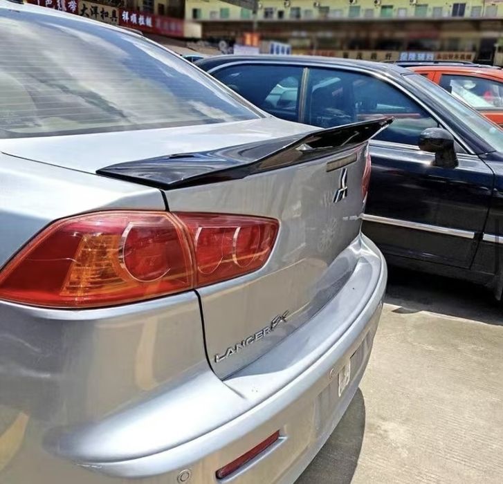 Спойлер Lancer X