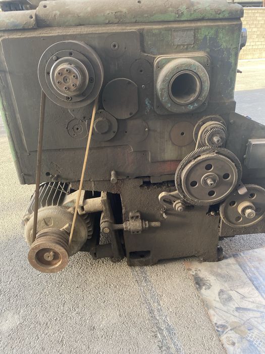 Продам токарный станок 1м65 ( дип-500) рмц 3000