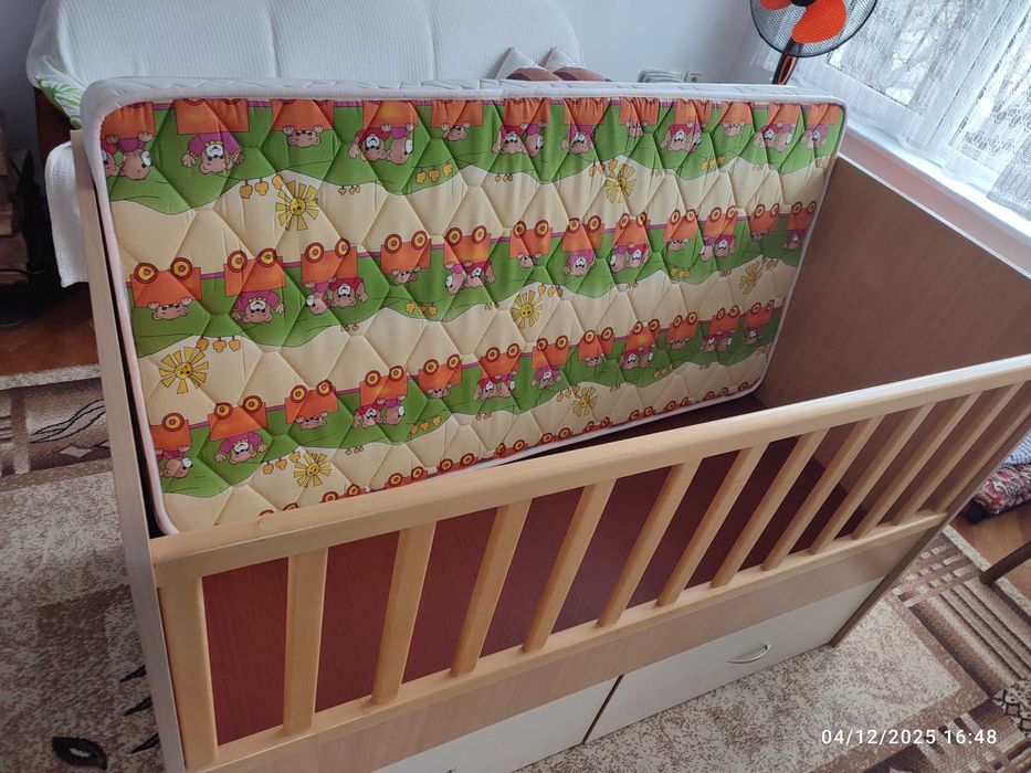 Детско легло с преграда