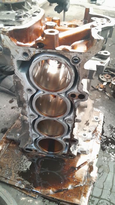 Мазда 3 матор запчаст галофка блок mazda 3 mator galofka blok zapchast