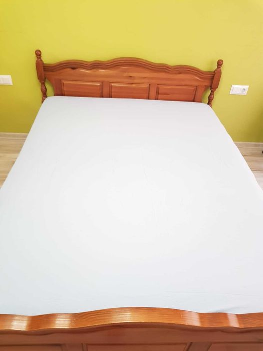 Спалня с матрак 140/200