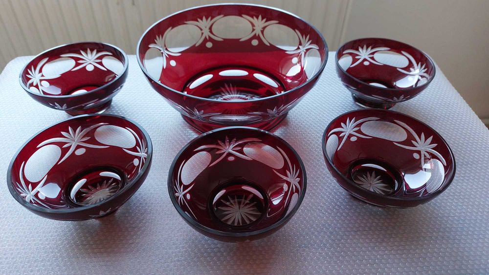 Set boluri de cristal rosu rubiniu