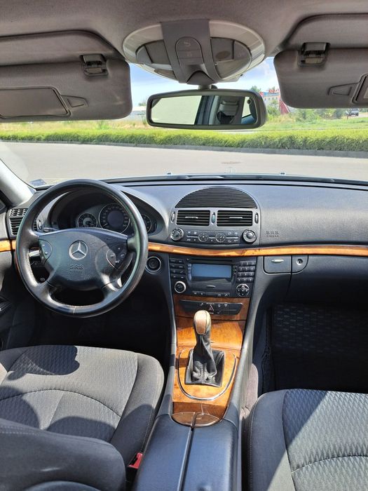 Мерцедес E220 W211