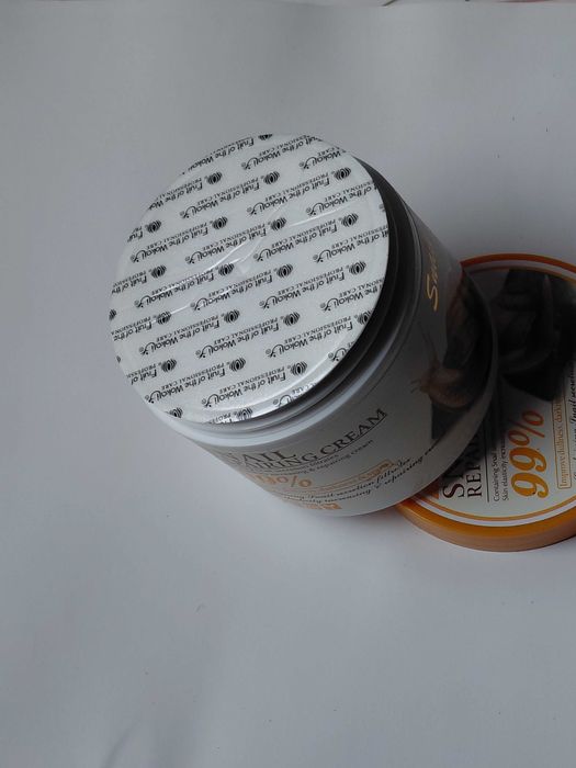 Гръцки крем за лице с екстракт от охлюви 115 грама! SNAIL Kрем NIVEA65