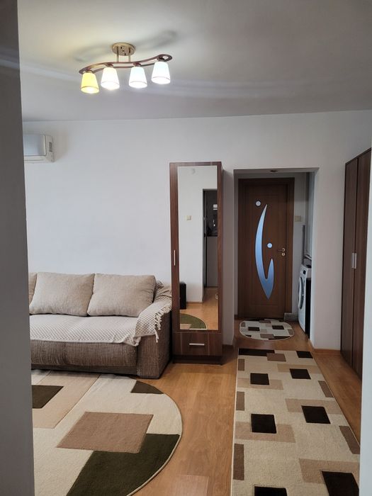 Apartament 2 camere semicentral de inchiriat
