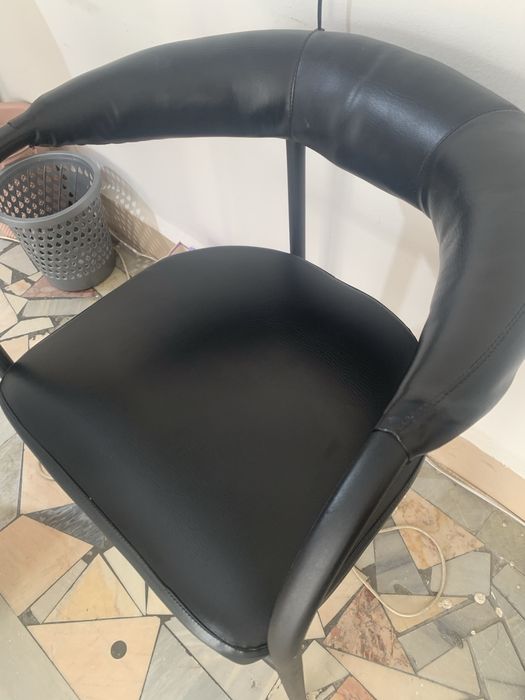 Stul yangi . 600.000 сум новый для салона самарканд панжоб