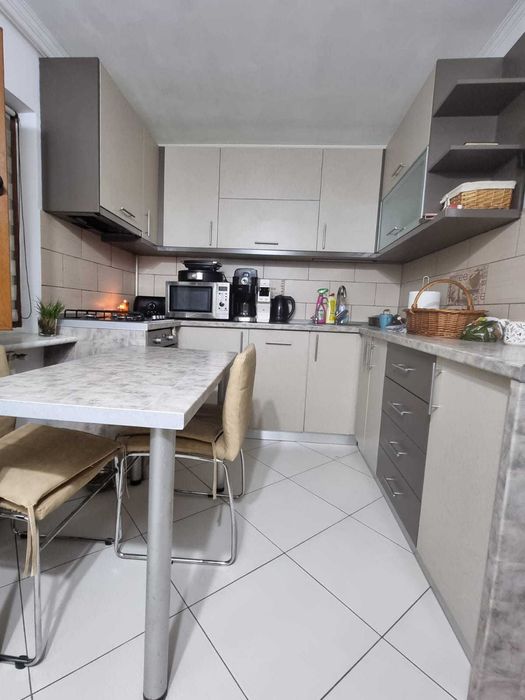 4 camere cu grădină, ideal cabinet/ sediu firmă/locuință/investiție