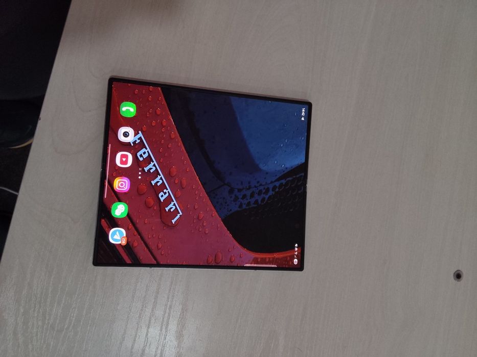 Samsung Z fold 6 silver