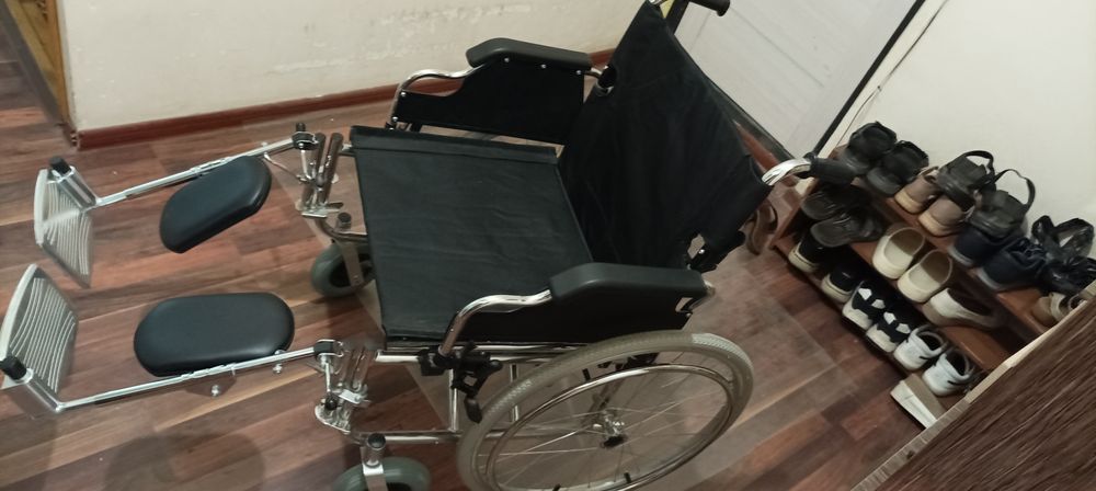 Коляска инвалидная