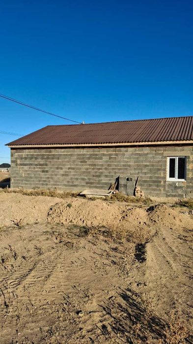 Продам участок с времянкой