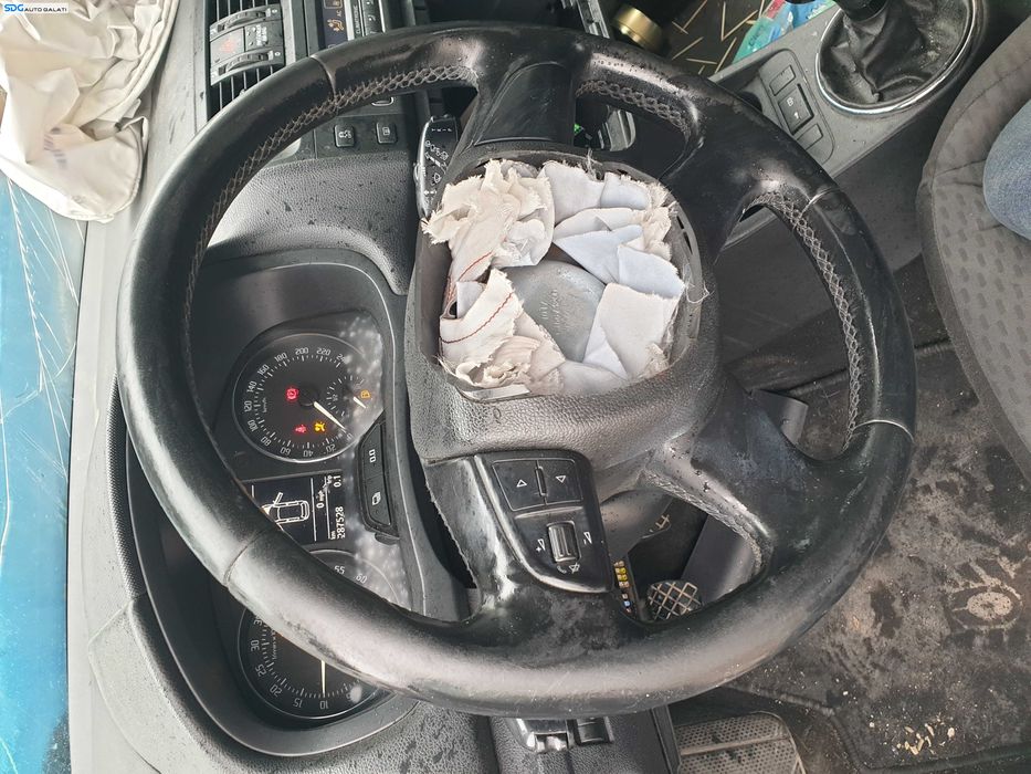 Volan 4 Spite cu Comenzi FARA Airbag Skoda Fabia 2 2010 - 2014 [K8041]