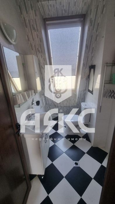 Продава се Двустаен апартамент в София, Свобода - 64 кв.м за 2579 €/кв.м - Снимка #4