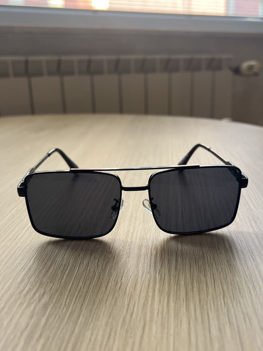 Слънчеви очила Prada