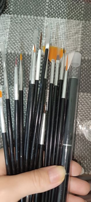 Продам материалы для маникюра