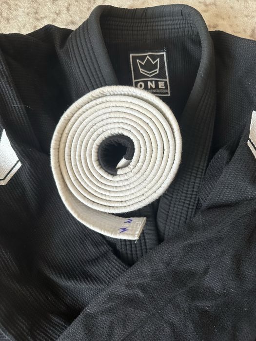 Продам кимоно для bjj