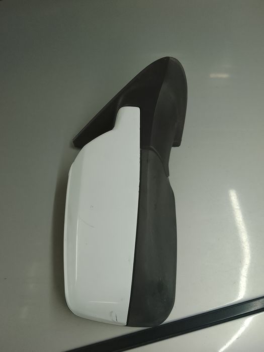 Продам зеркало на Лада гранта