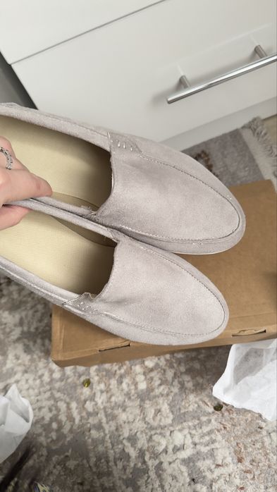 Лоферы новые не подошел