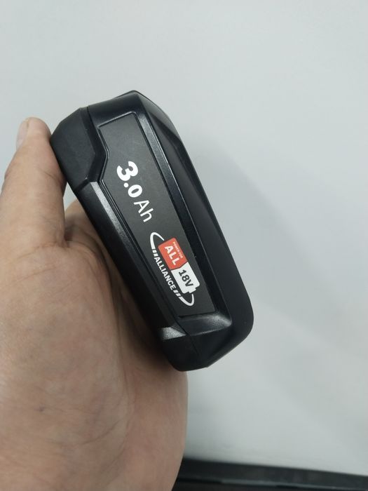 Аккумулятор Бош Bosch PBA 18V,3.0Ah