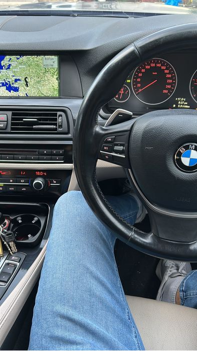 Vand sau schimb Bmw seria 5  f 10