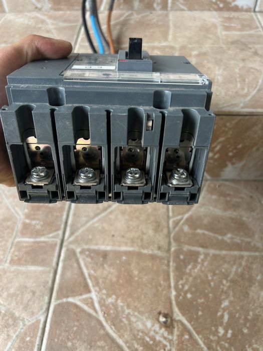 Intrerupator automat industrial